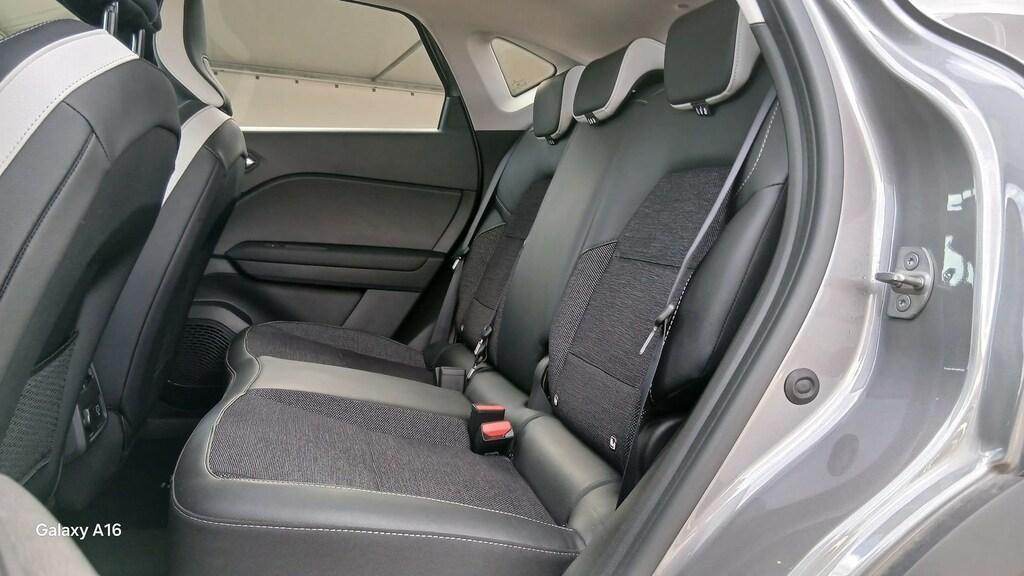 Renault Captur 1.6 Plug-in Hybrid Intens E-Tech Auto