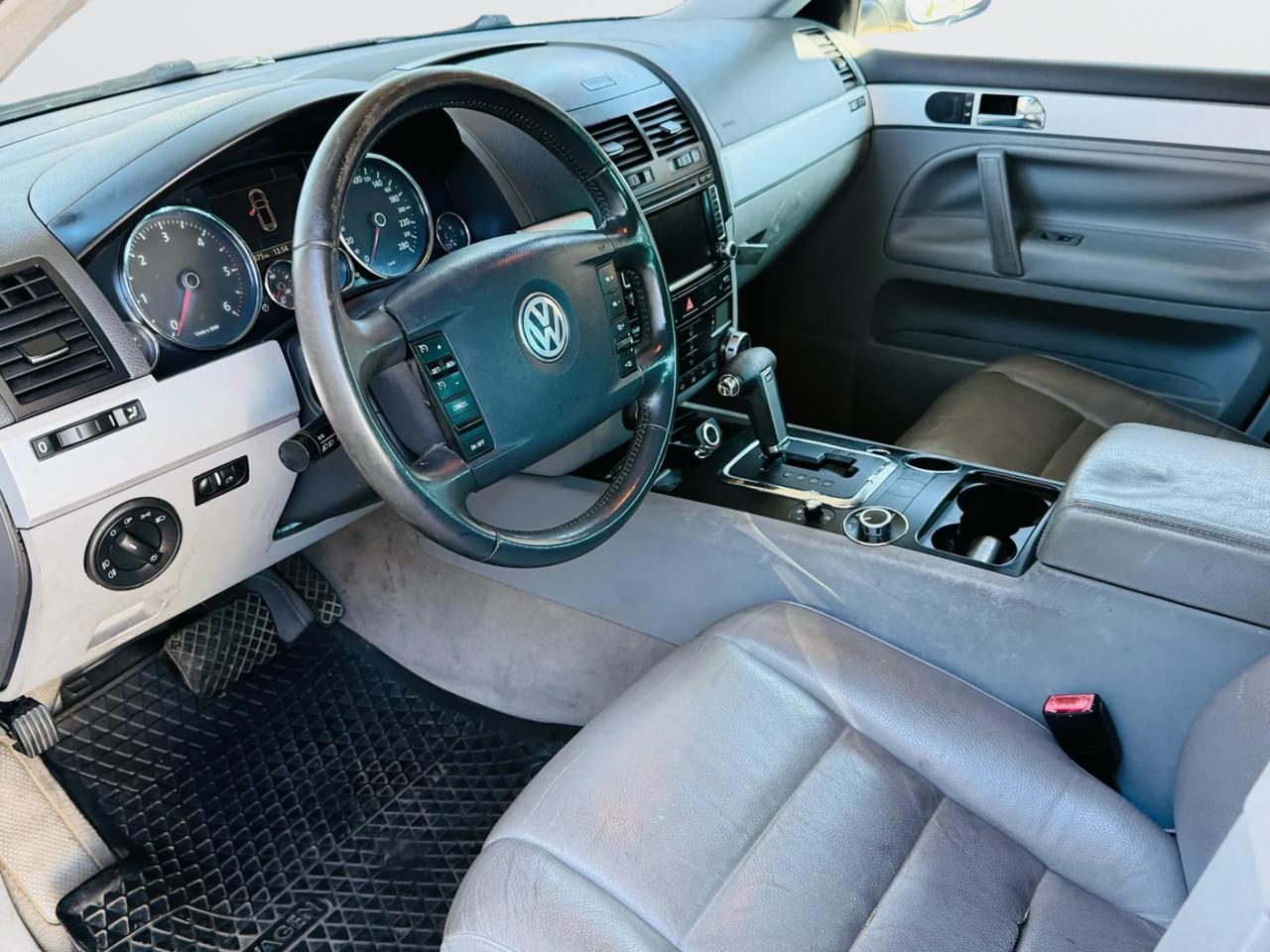 Volkswagen Touareg 2.5 R5 TDI DPF tiptronic
