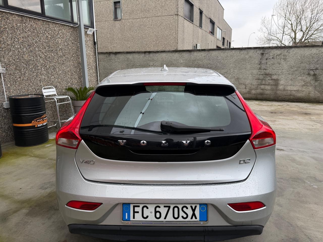 Volvo V40 D3 2.0 Diesel 88KW 6marce euro6b