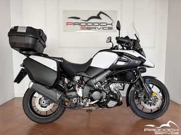 Suzuki V Strom DL 1000 solo 15.000 km ACCESSORIATA