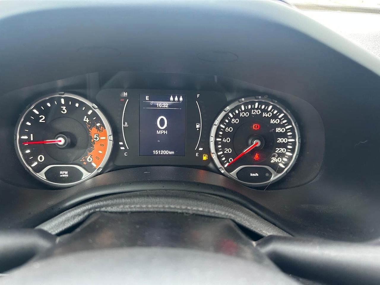 Jeep Renegade 1.6 Mjt 120 CV Longitude