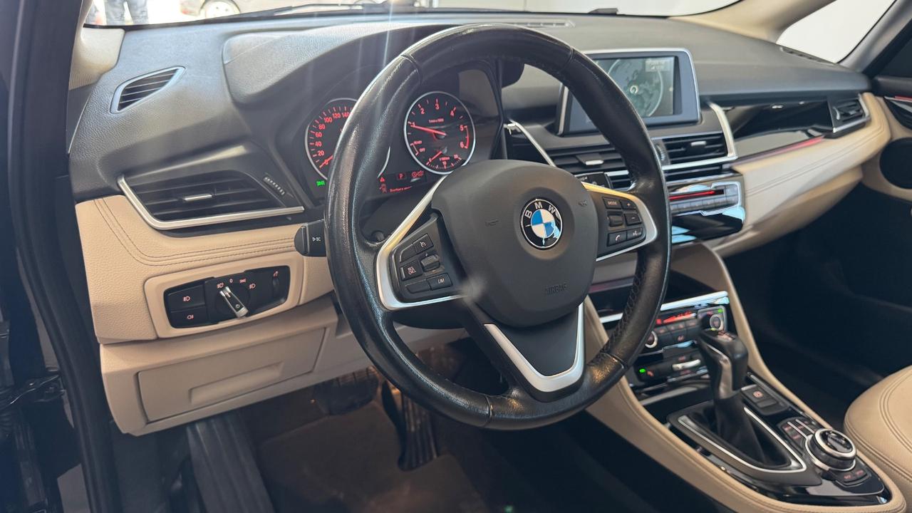 Bmw serie 2 Active Tourer 218d Luxury-2017