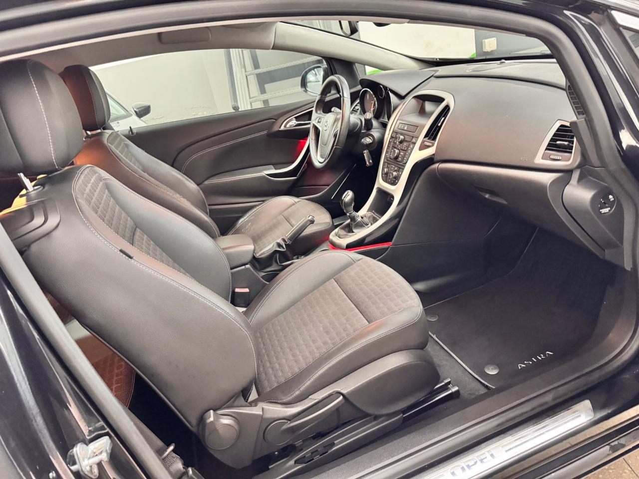 Opel Astra GTC 1.7 CDTi 130 Cv 3P. 119.000 KM