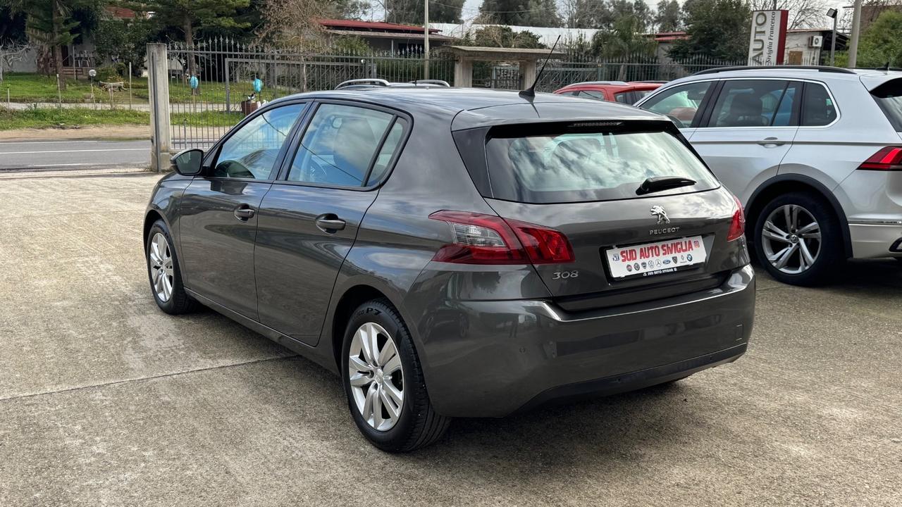 Peugeot 308 HDi 130cv Business