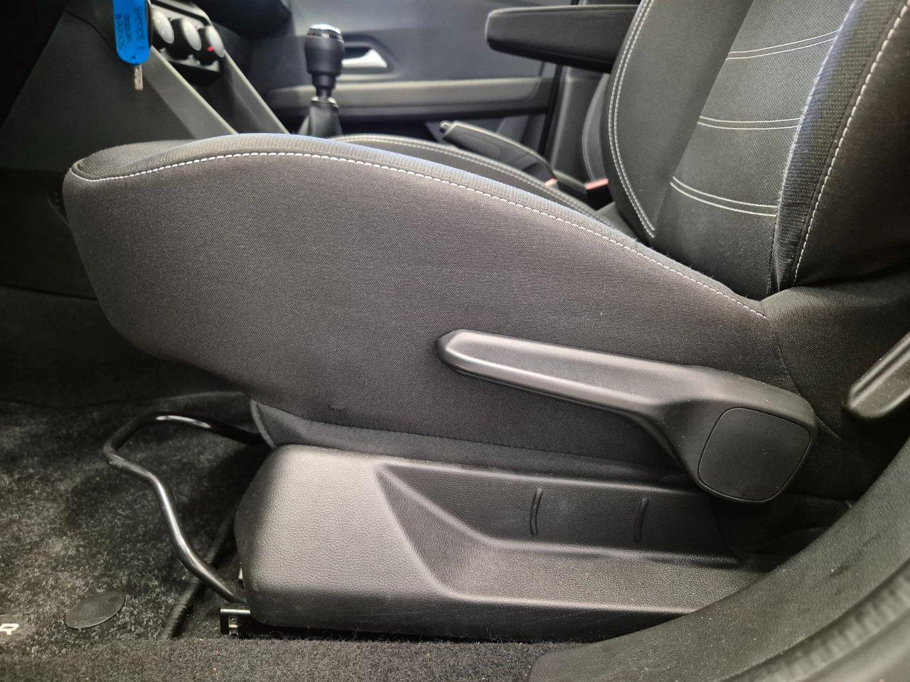 Dacia Jogger 1.0 tce Comfort Gpl 100cv 7p.ti - UNIPROPRIETARIO - NEOPATENTATI - Gancio