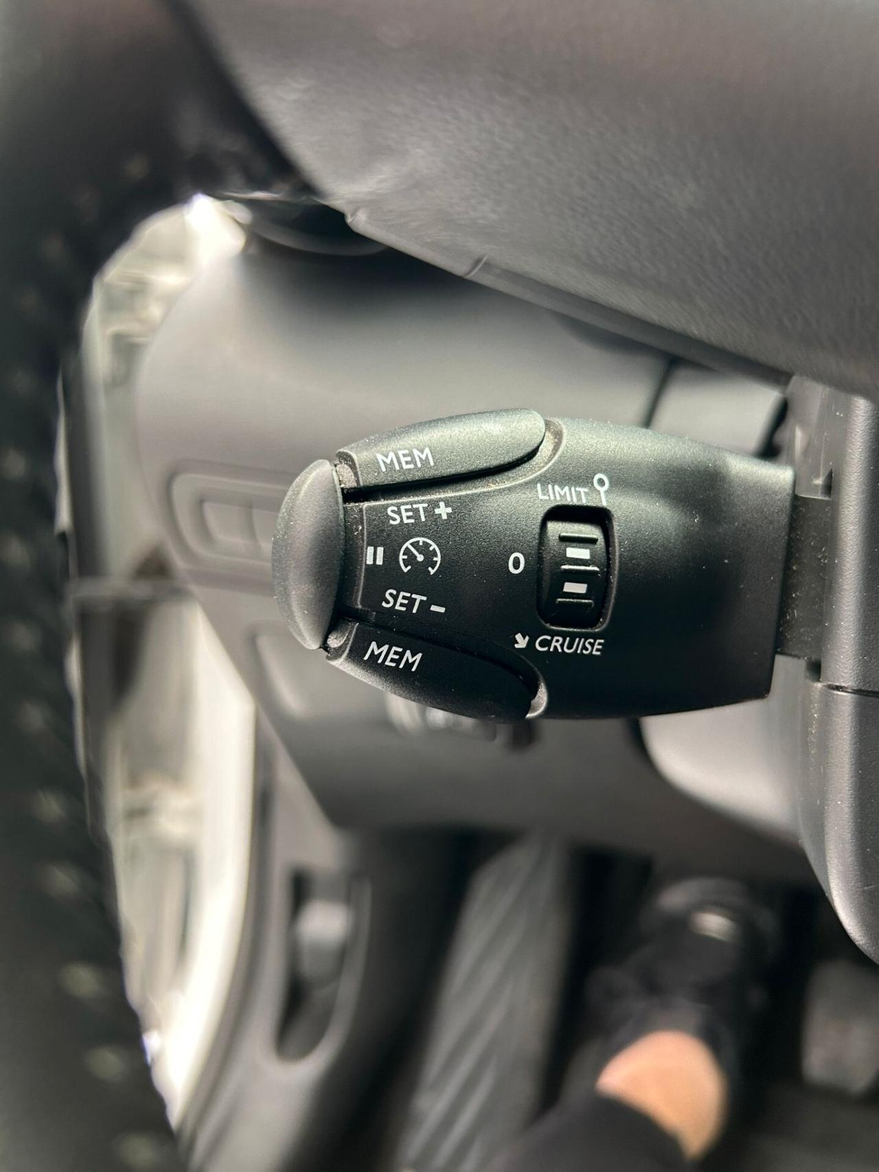 Citroen C3 Aircross BlueHDi 100 S&S Feel 1.5 diesel 100 cv