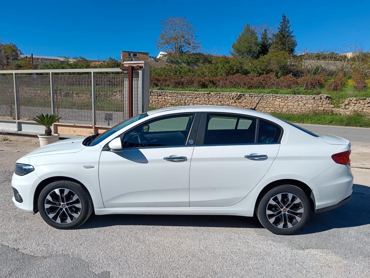 Fiat Tipo 1.6 Mjt 4 porte Mirror