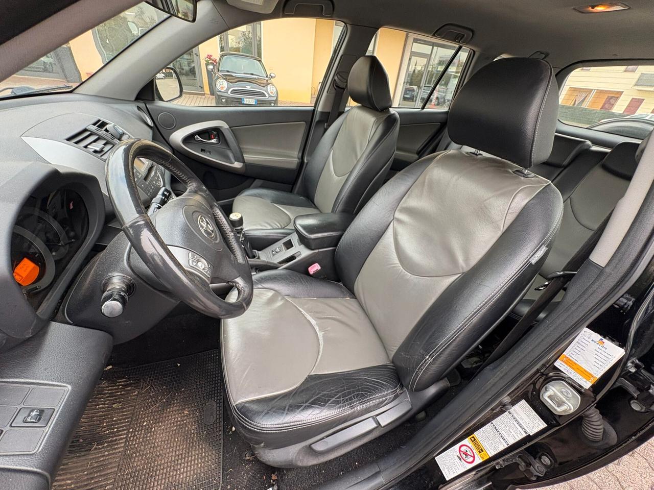 TOYOTA RAV 4 2.2 D INTERNO PELLE GANCIO TRAINO