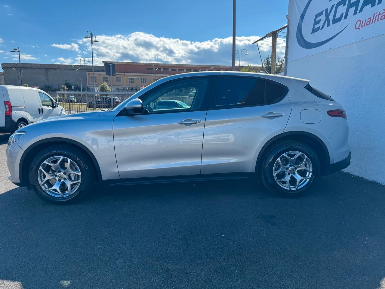 Alfa Romeo Stelvio 2.2 Turbodiesel 160 CV AT8 RWD Business