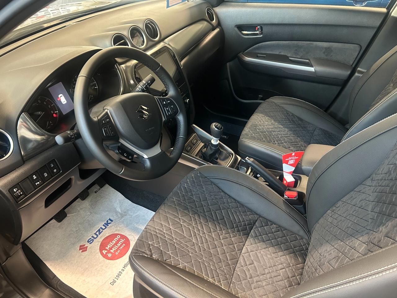 Suzuki Vitara 1.4 Hybrid Top