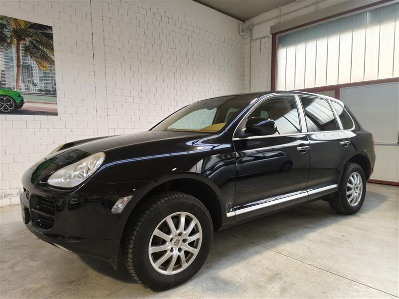Porsche Cayenne 3.2 V6 cat !!! KM 140.000 !!! ASI in corso