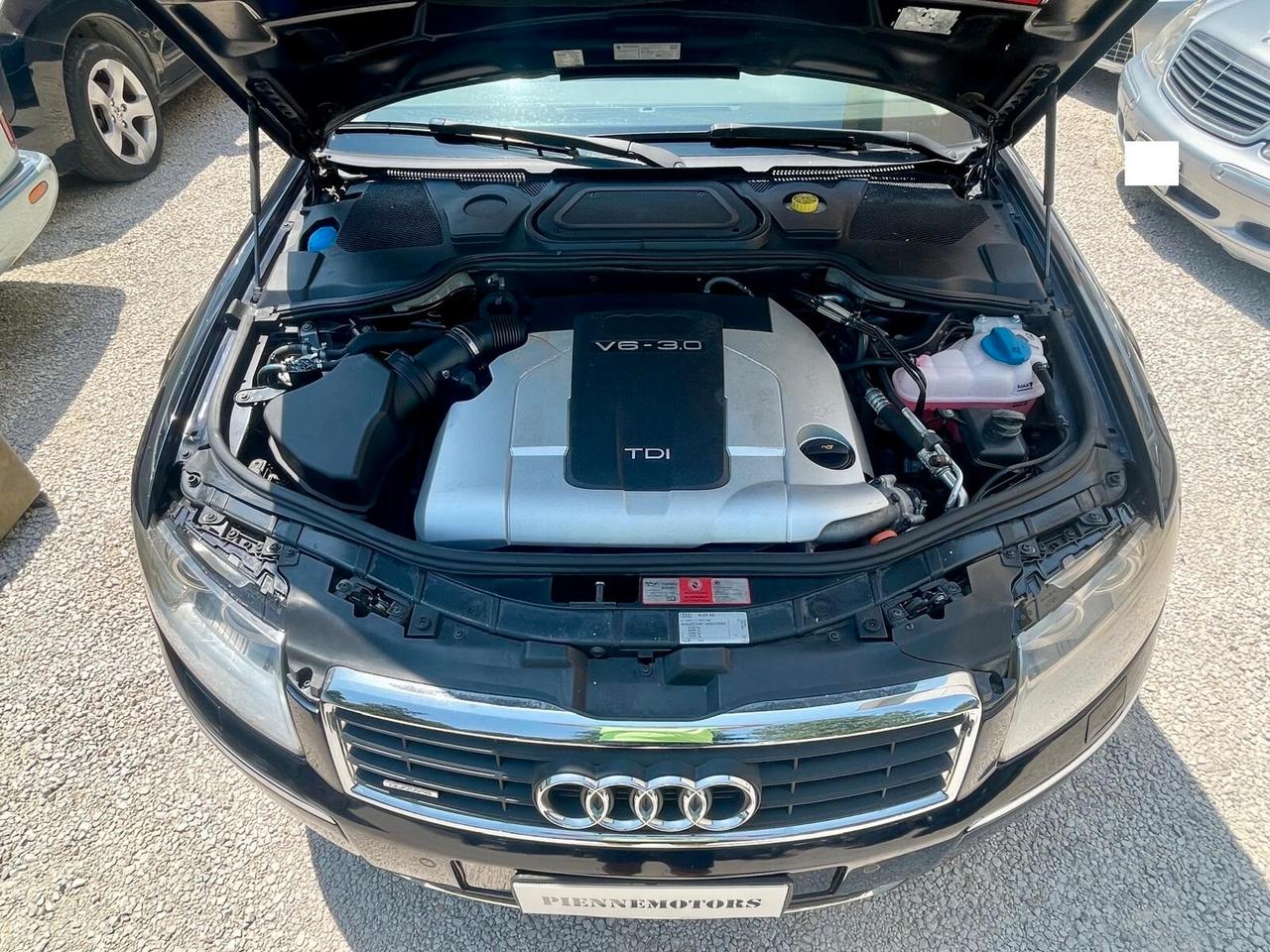 Audi A8 3.0 V6 TDI quattro tiptronic