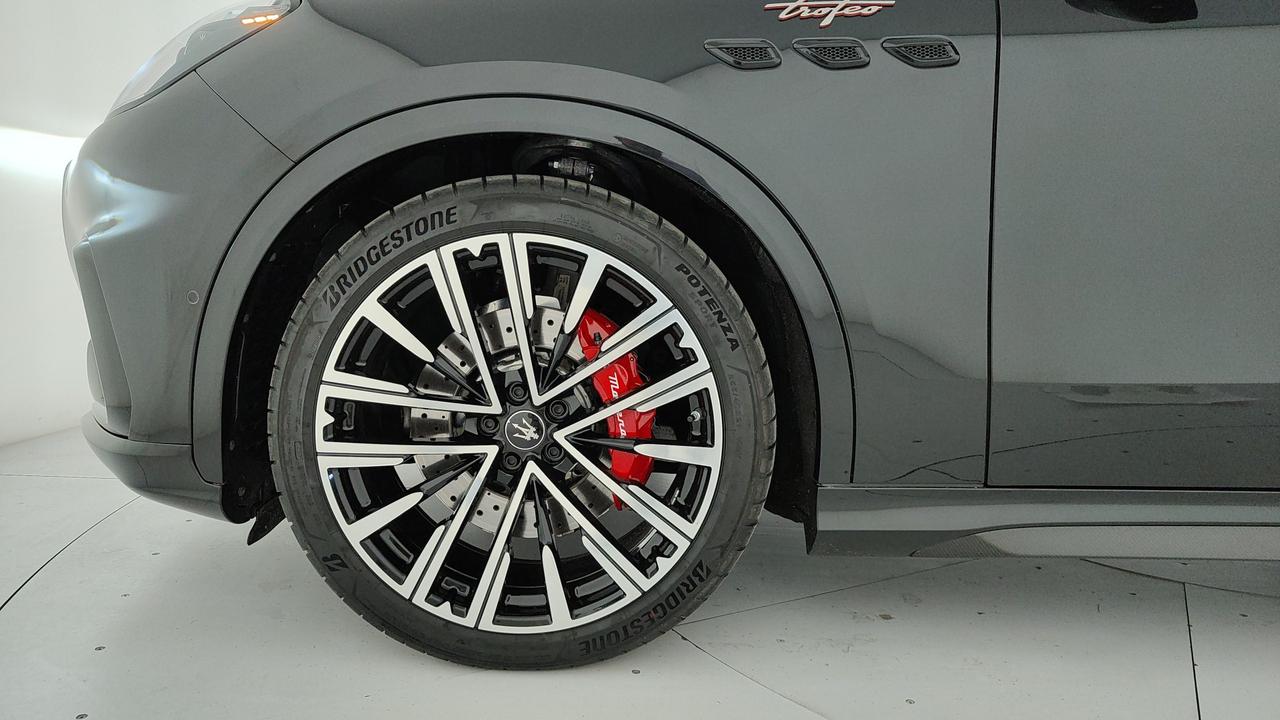 MASERATI Grecale - Grecale 3.0 V6 Trofeo 530cv auto