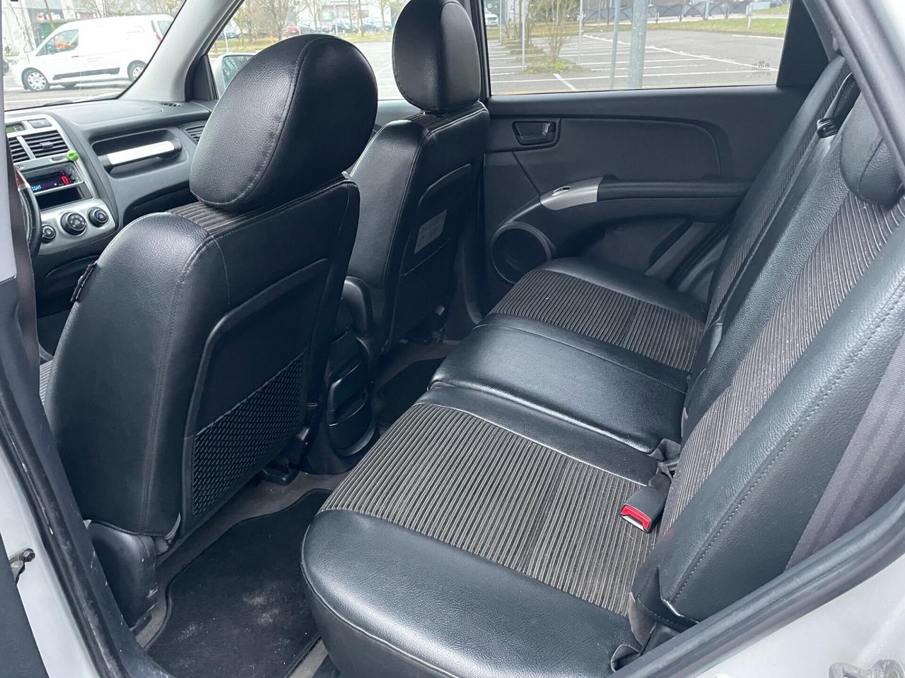 Kia Sportage 2.0 CRDI VGT 140CV*Automatik*Cerchi*