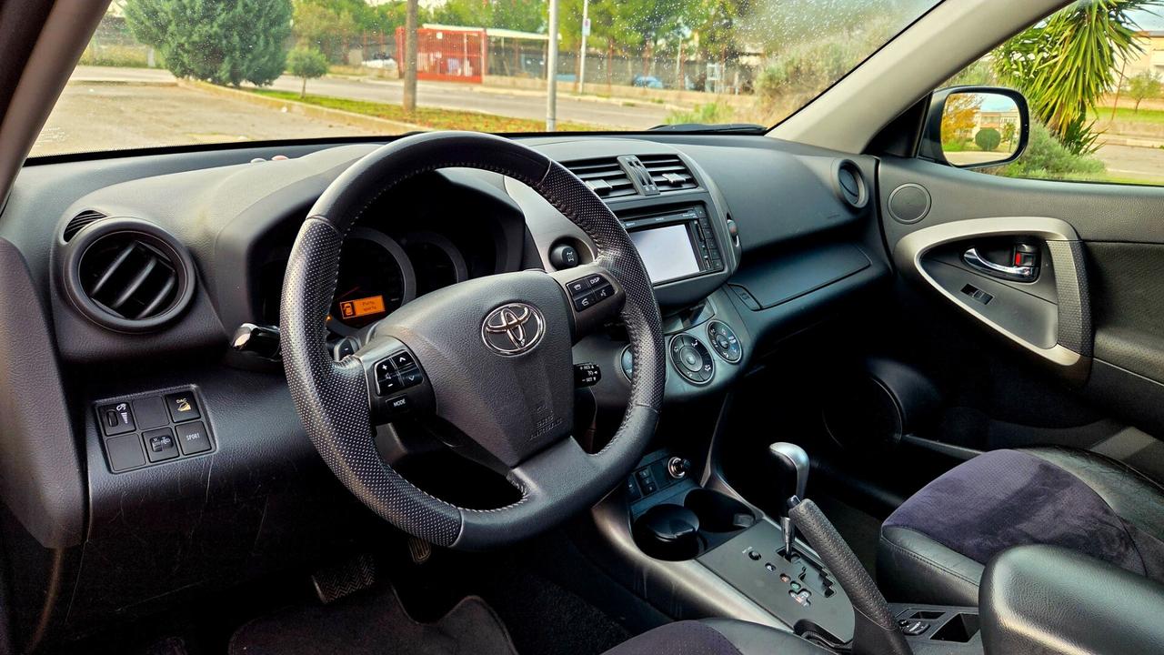 Toyota RAV 4 D-Cat 4x4 Automatico