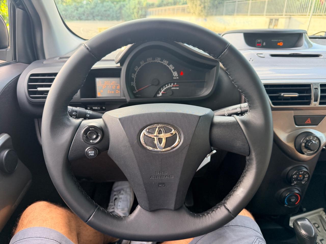 Toyota iQ 1.0 Multidrive Automatica