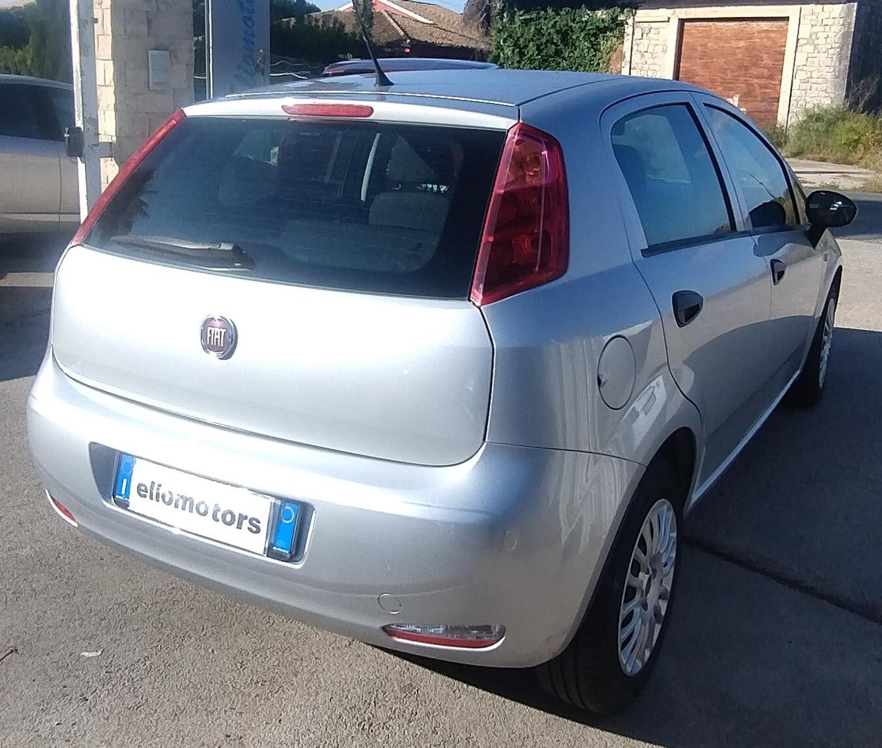 Fiat Punto 1.3 MJT II S&S 95 CV 5 porte Street