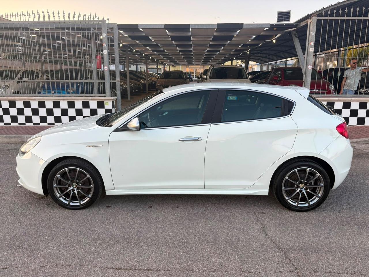 Alfa Romeo Giulietta 2.0 JTDm Sport 2011