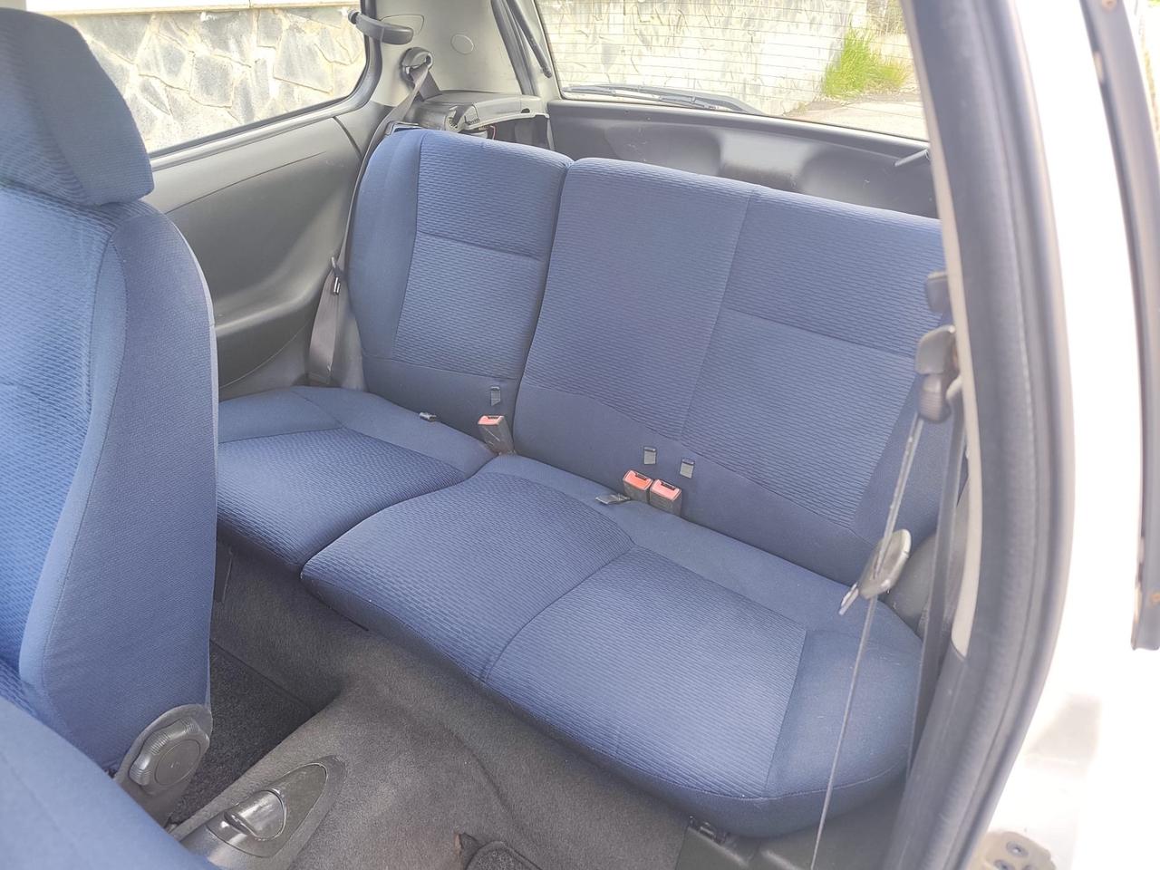 Fiat Punto 1.2i Fire 8 valvole