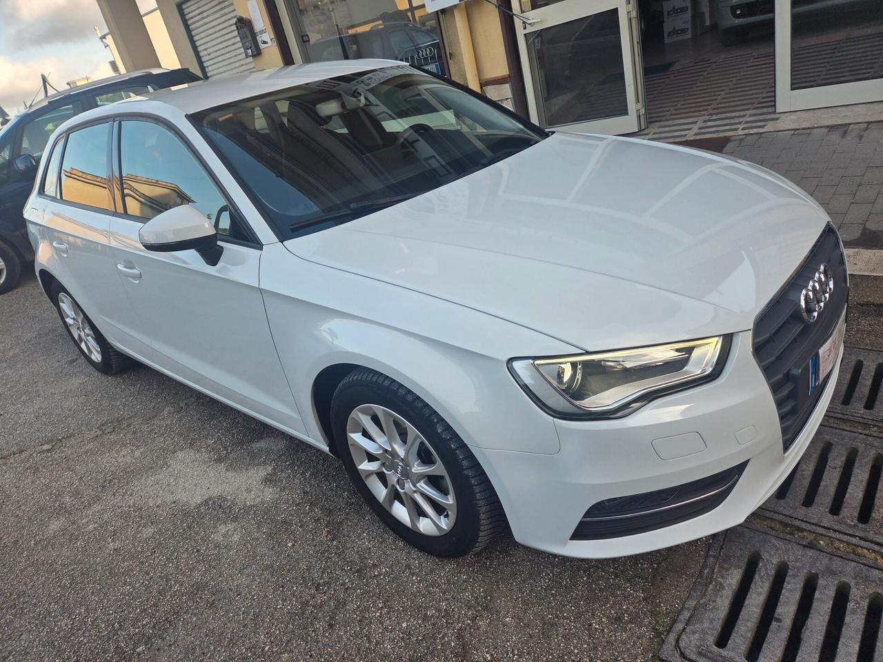 AUDI A3 ANNO 2016 1.6 TDI 110 CV EURO6 LED NAVIG KMCERT