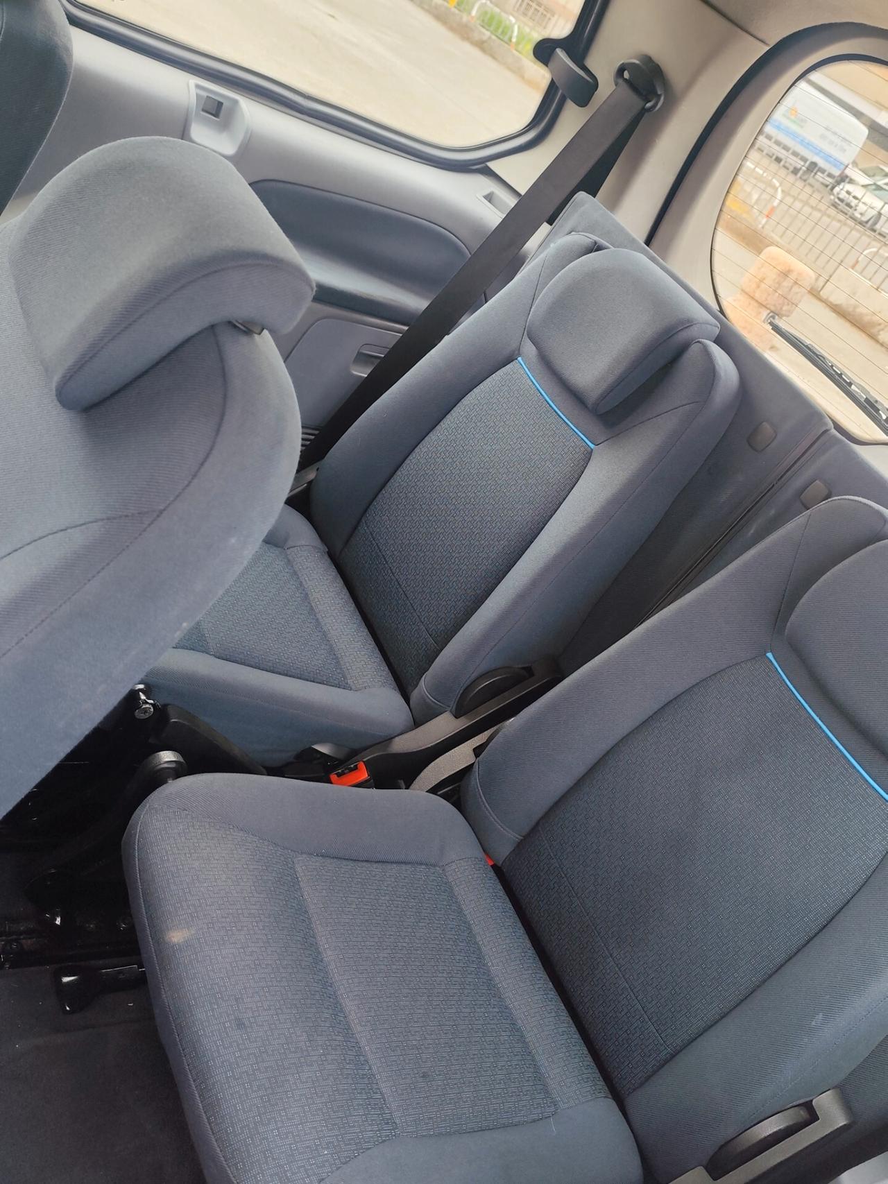 Ford Galaxy 1.8 TDCi 100 CV