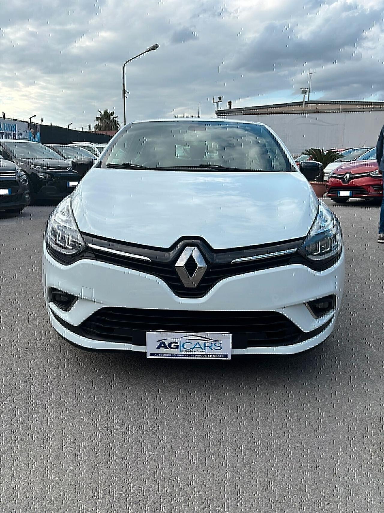 Renault Clio TCe 12V 90 CV GPL 5 porte Moschino Life