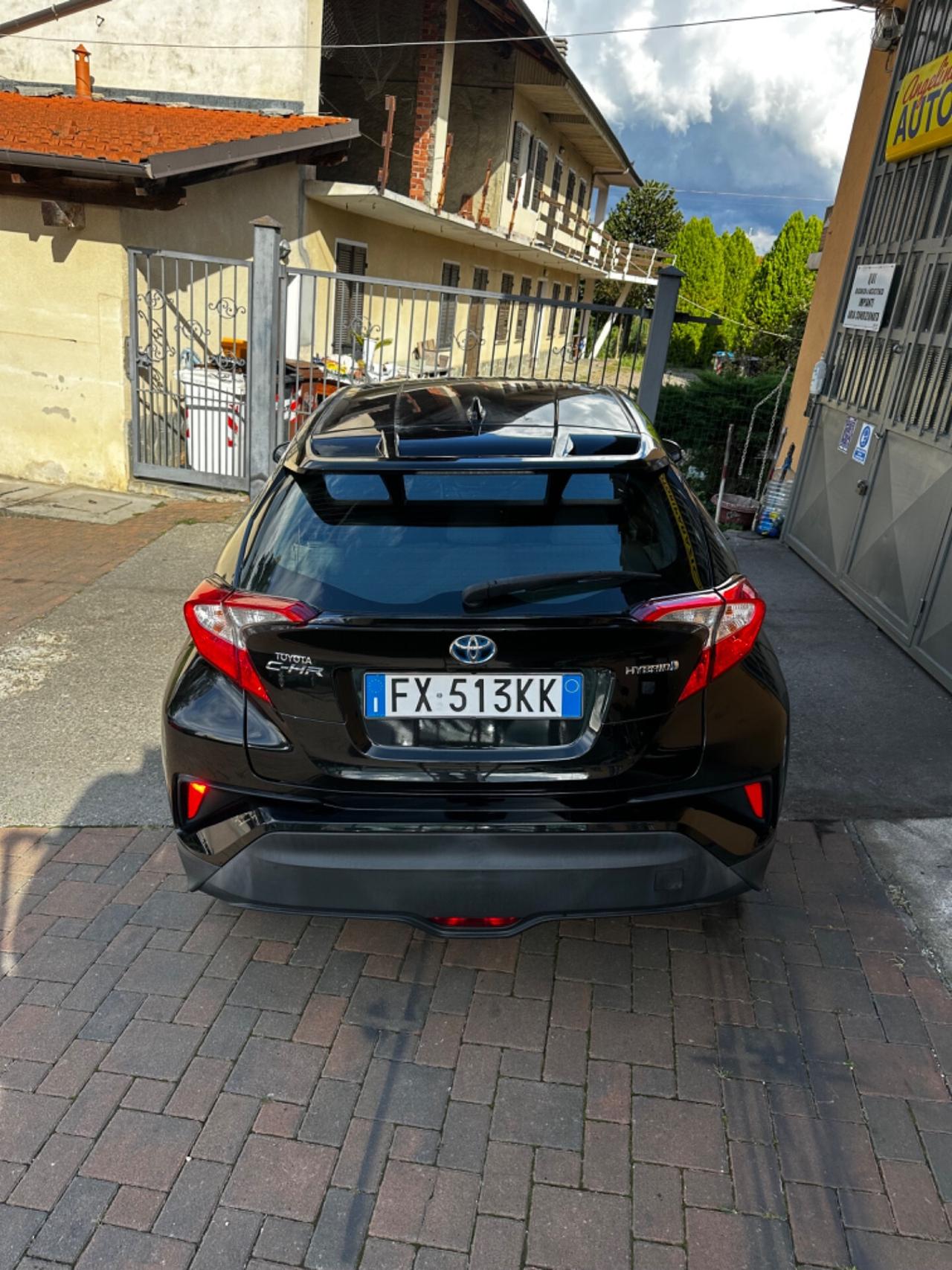 Toyota C-HR 1.8 Hybrid E-CVT Active