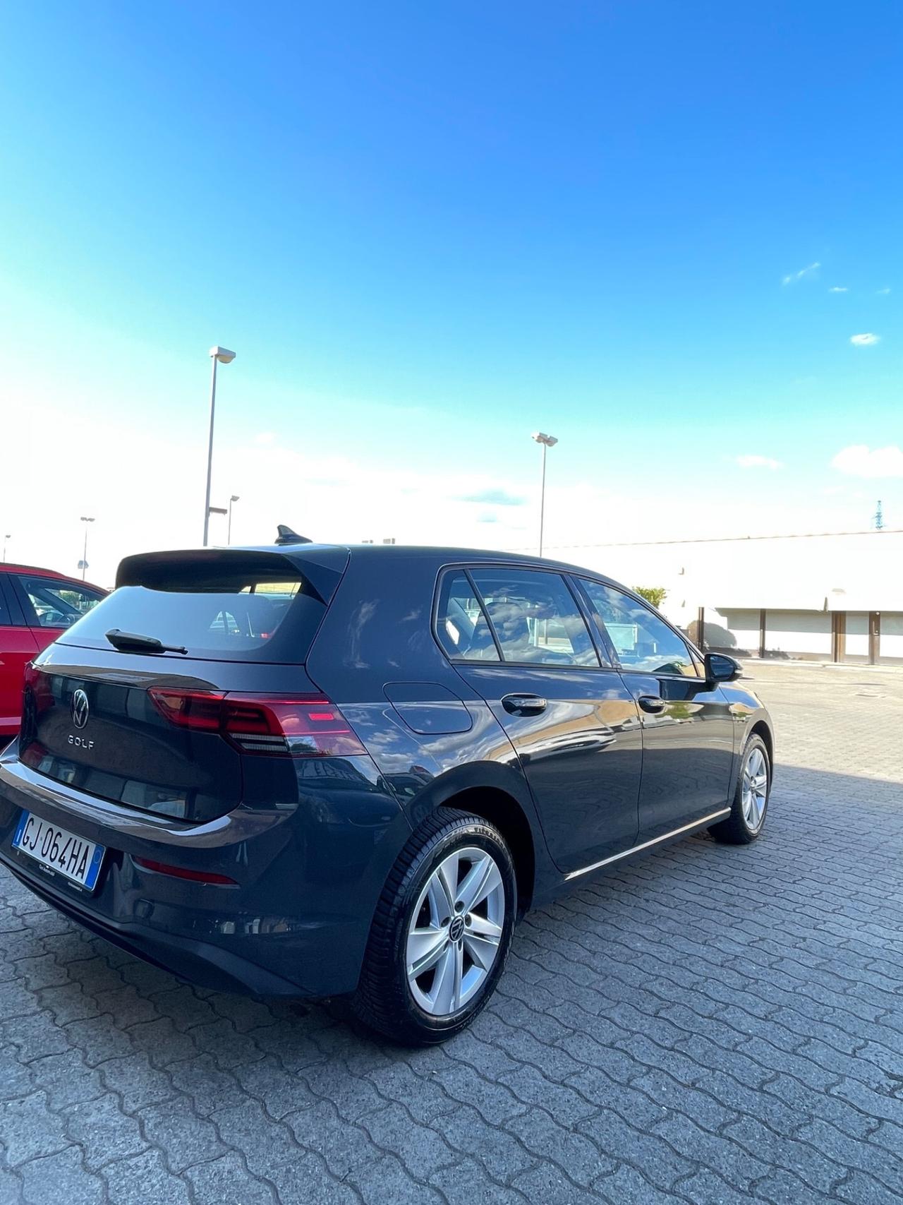Volkswagen Golf 1.0 TSI EVO Life
