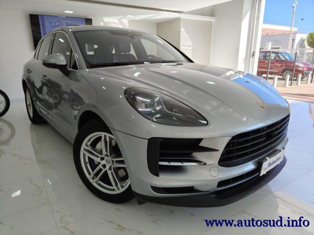 PORSCHE Macan 2.0