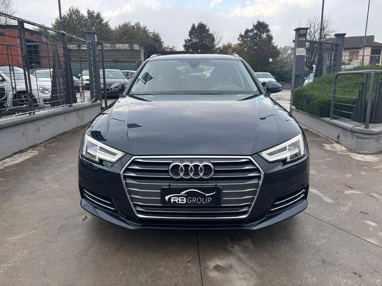 Audi A4 2.0 TDI 150 CV ultra S tronic Business Sport