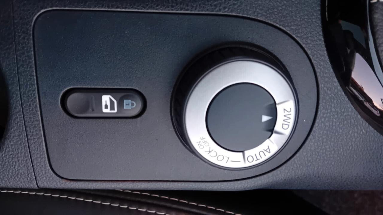 Nissan Qashqai 2.0 dCi DPF 4WD aut. Tekna