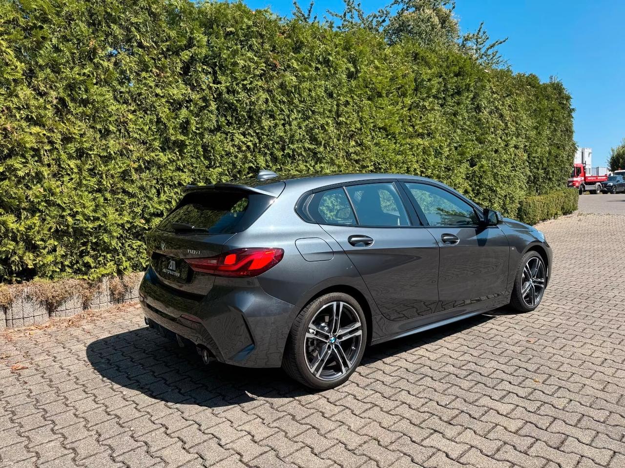 Bmw 118 d M SPORT SED.GUS KAMERA "18" APPLE CARPLAY