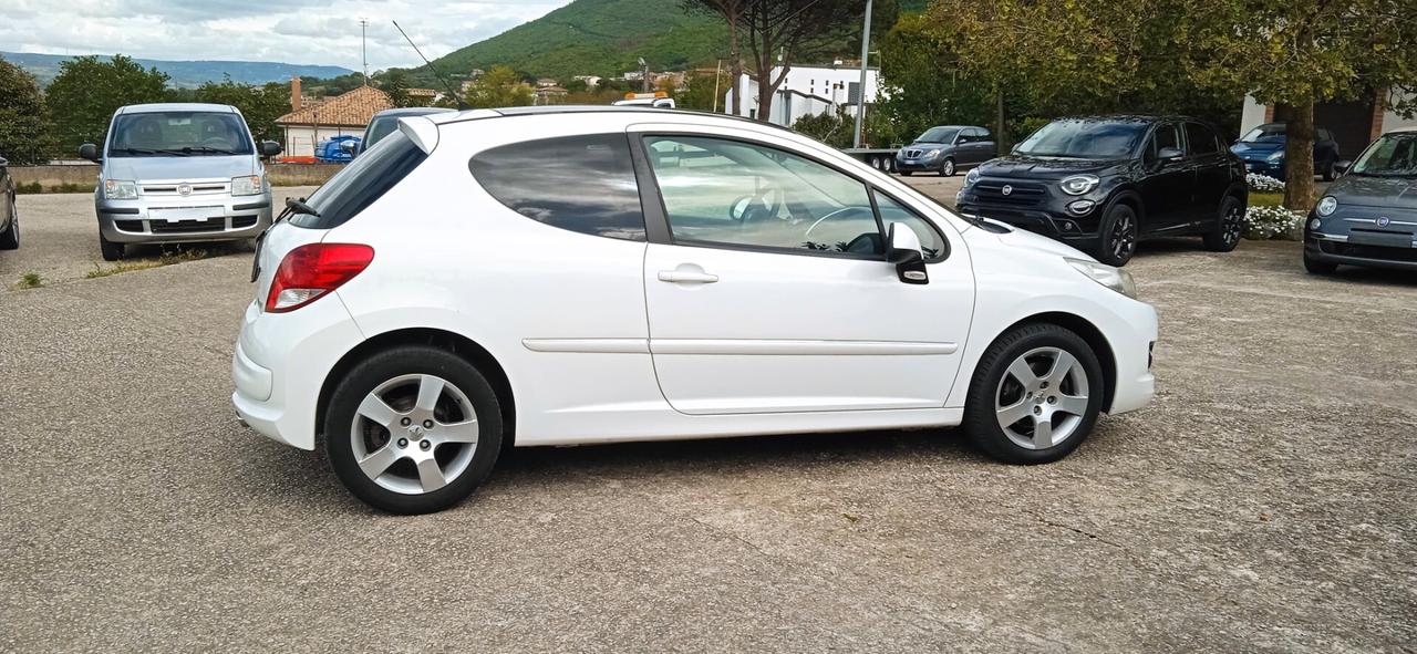 Peugeot 207 1.6 8V HDi 112CV 3p. Allure