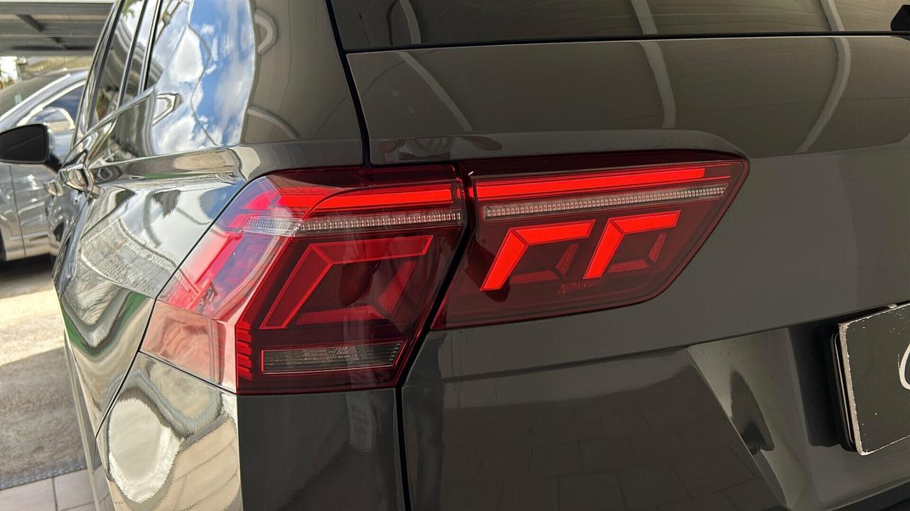 Volkswagen Tiguan 2.0 TDI 150 cv DSG Elegance 2021 3 ANNI