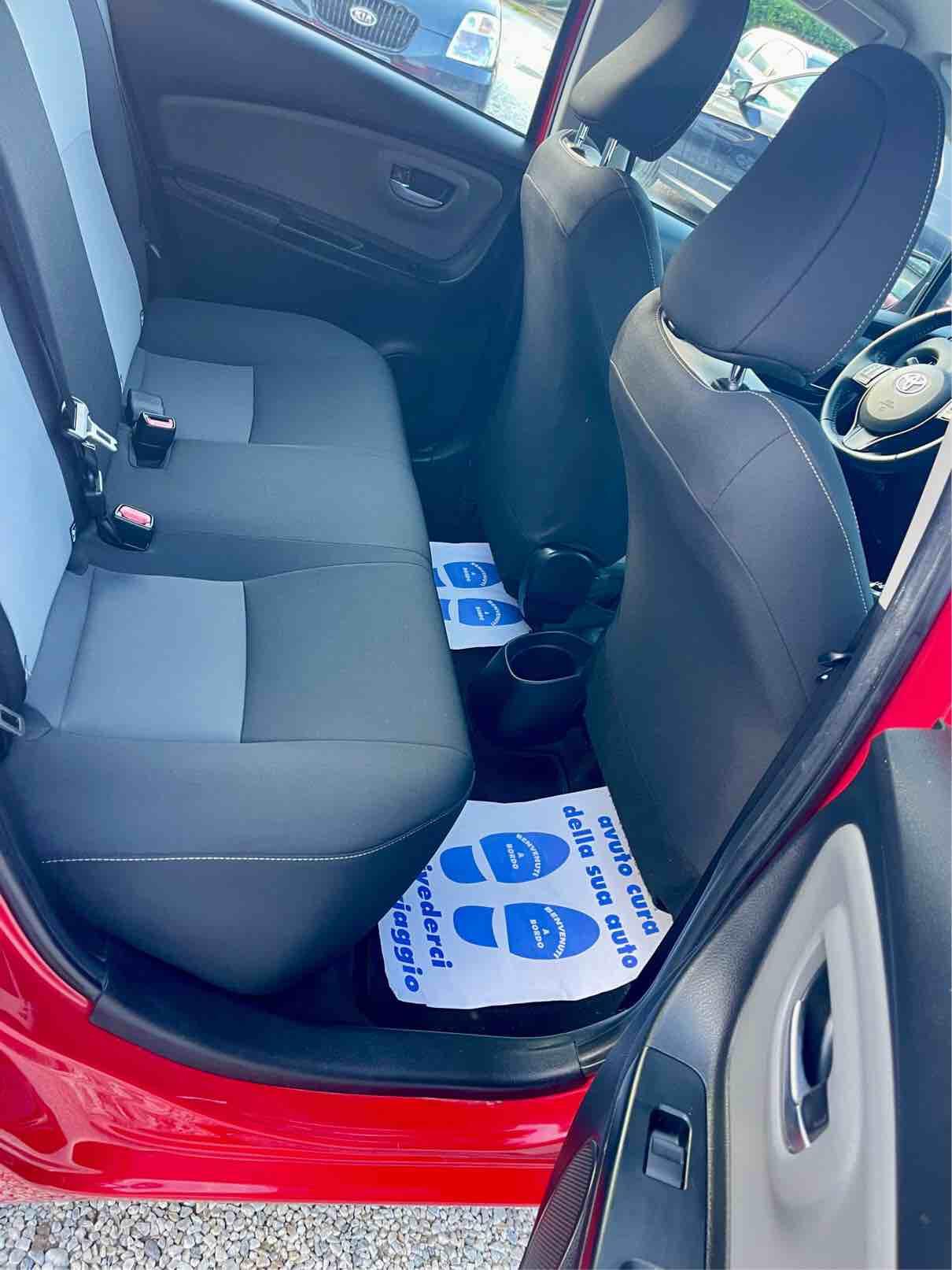 TOYOTA YARIS 1.0 BENZINA - COOL