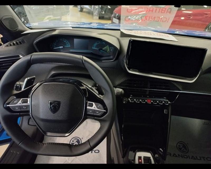 Peugeot 2008 Style Hybrid 136 e-DCS6