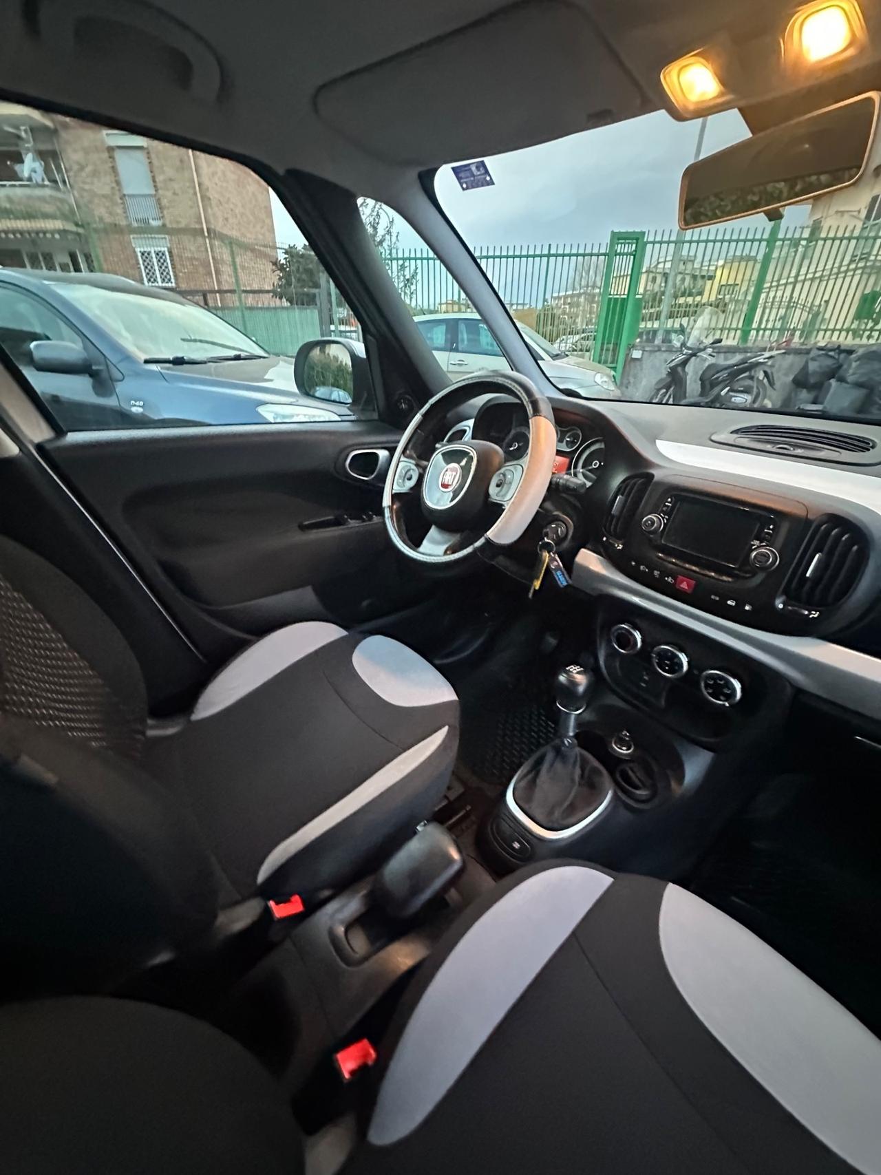 Fiat 500L 0.9 TwinAir Turbo Natural Power Lounge