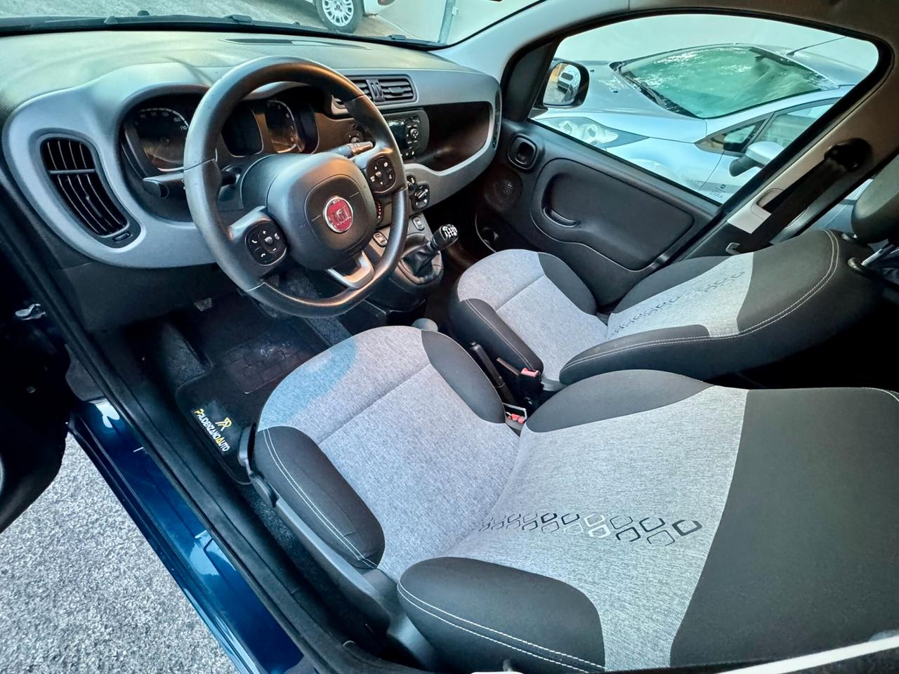 Fiat Panda 1.2 69CV Lounge GPL - Sensori, Cerchi, full