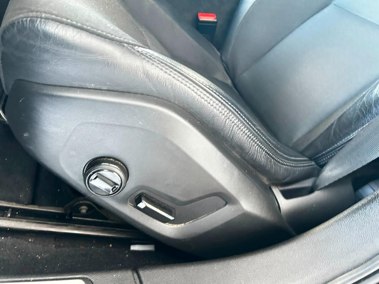 Volvo V60 D3 2.0D SOLO X RIVENDITORI 2019