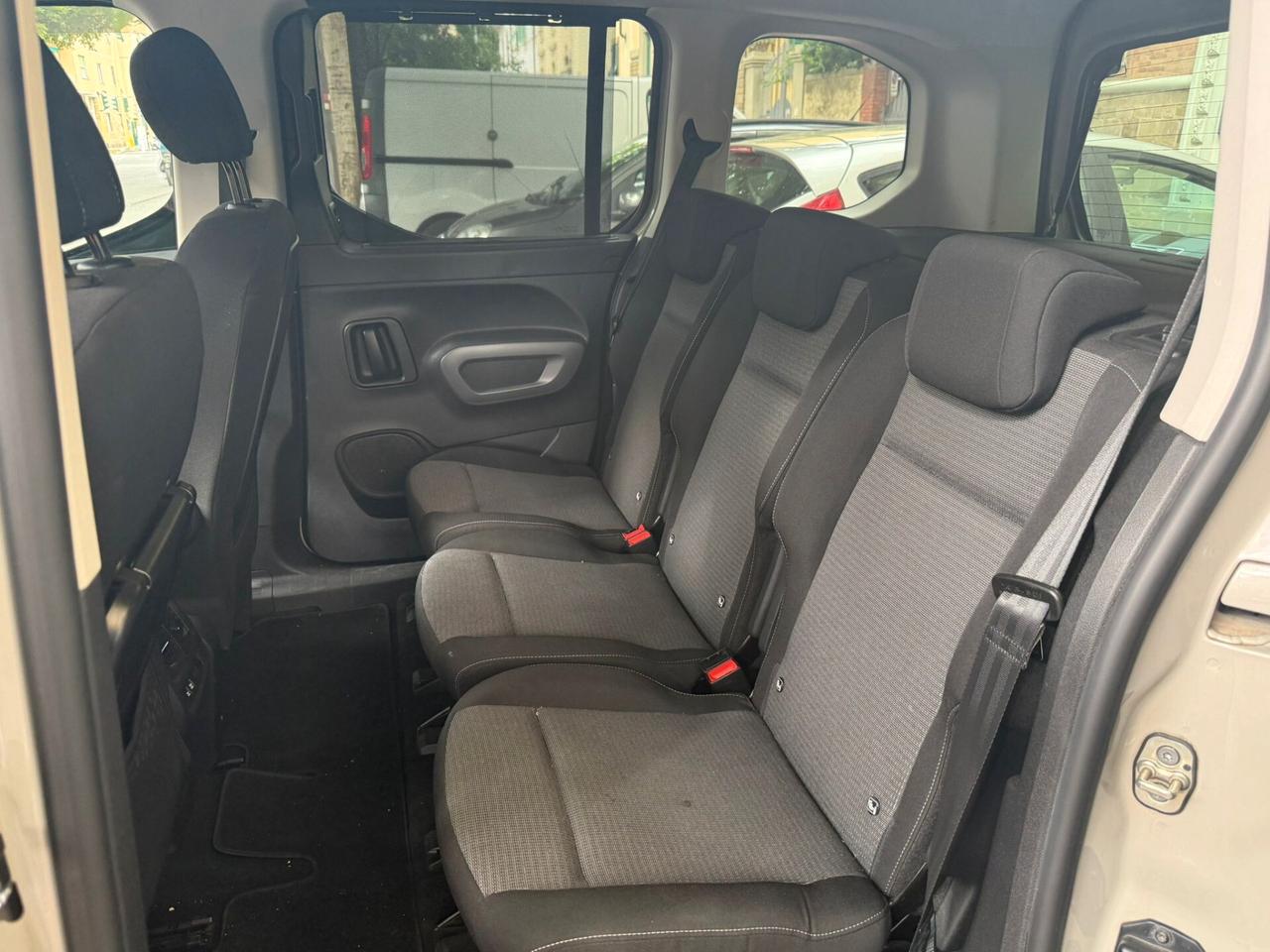 Toyota Proace Proace City Verso 1.2 110 CV S&S Short D Lounge