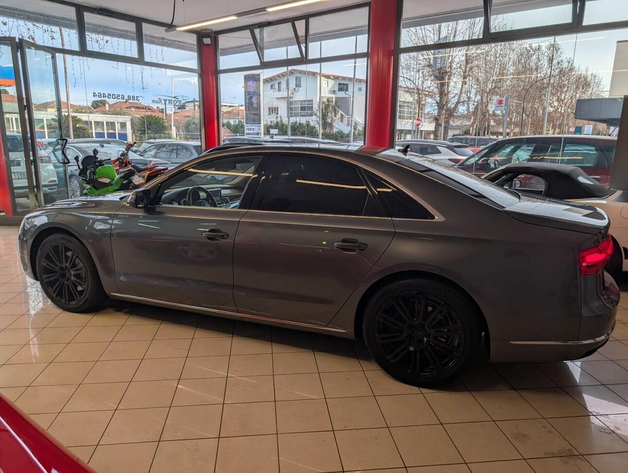 Audi A8 3.0 TDI 262 CV ultra quattro tiptronic