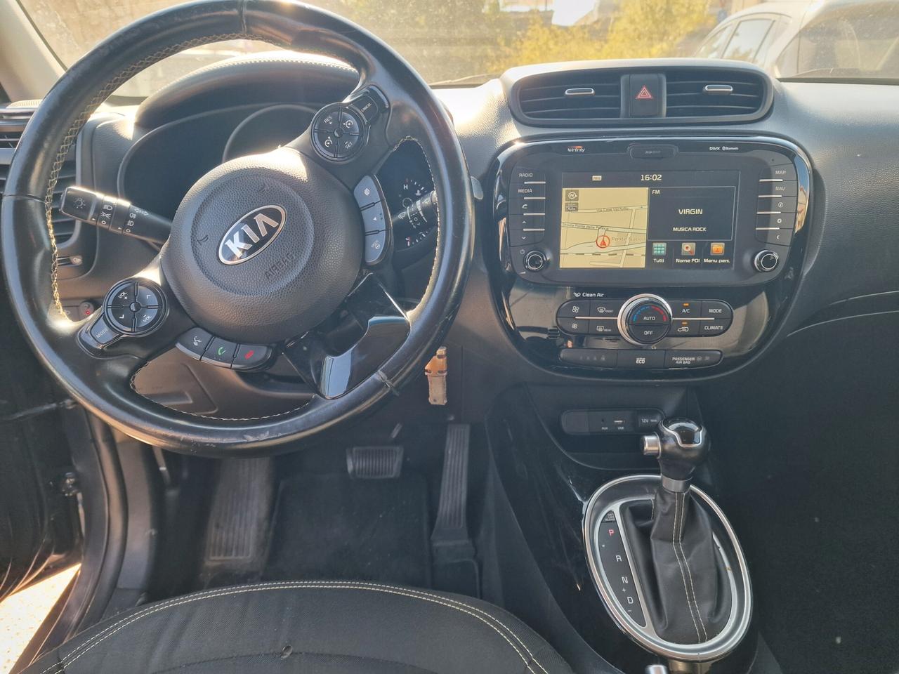 Kia Soul 1.6 CRDi cambio automatico