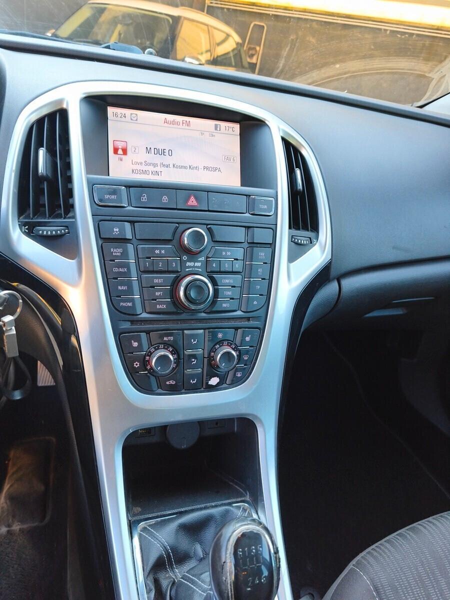 Opel Astra 1.6 115CV Sports Tourer Cosmo