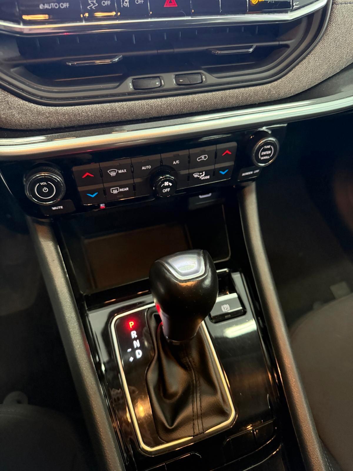 Jeep Compass 1.3 Turbo T4 2WD Business