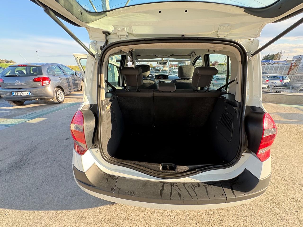 Renault Modus 1.5 dCi 75CV Wave