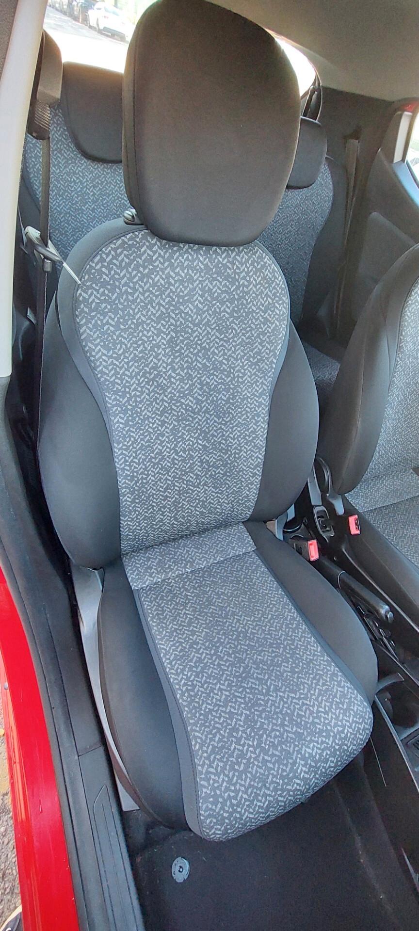 YPSILON 1,2 GPL DI SERIE CASA MADRE LANCIA MOD.ALBERTA FERRETTI FARI A LED IMPECCABILE