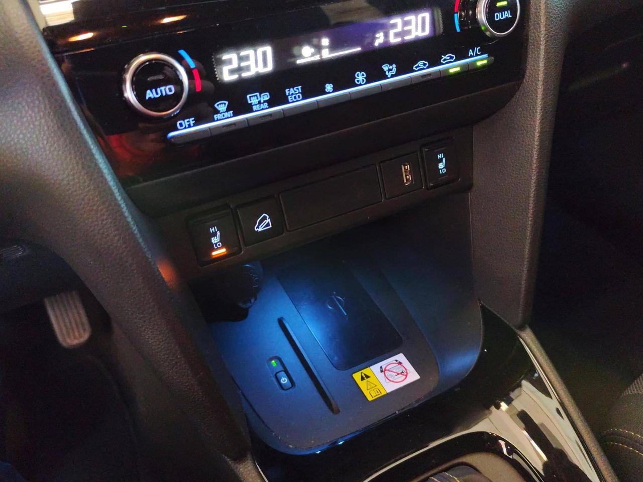 Toyota Yaris Cross 1.5h Adventure awd-i 116cv