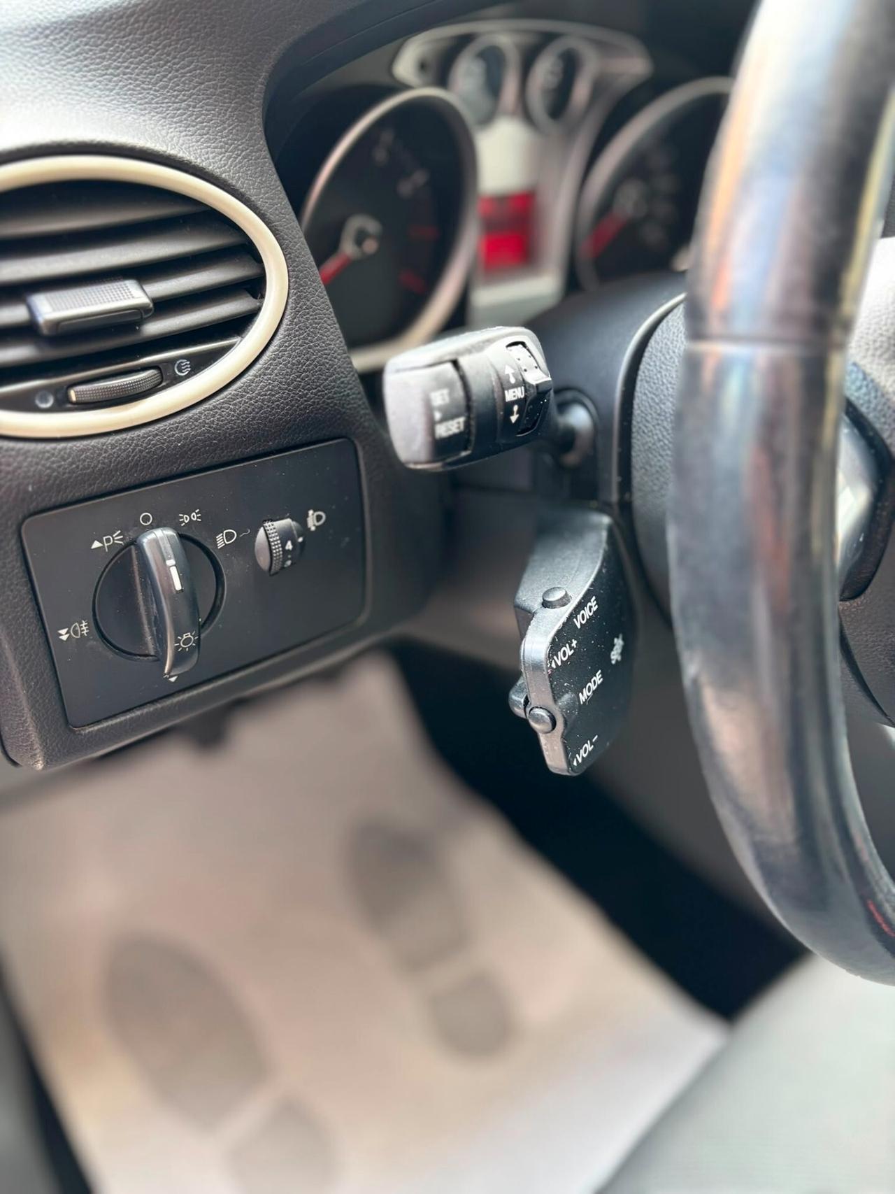 Ford Focus 1.6 GPL