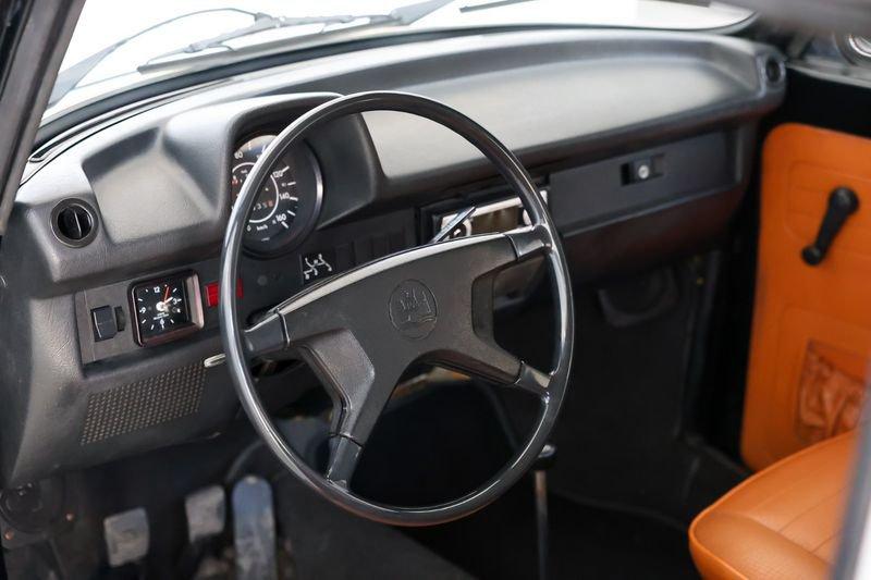 Volkswagen Maggiolino 1303 Cabriolet
