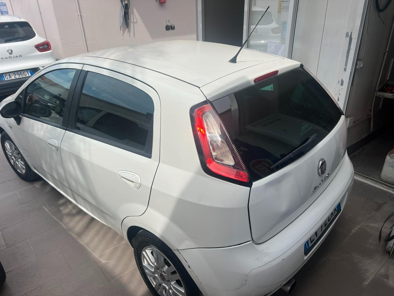 Fiat Punto 1.3 MJT II S&S 85 CV 5 porte ECO Street